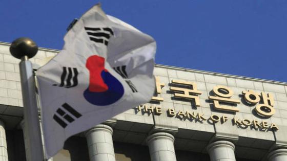 كوريا الجنوبية ترفع سعر الفائدة 1% خوفا من زيادة الديون الأسرية